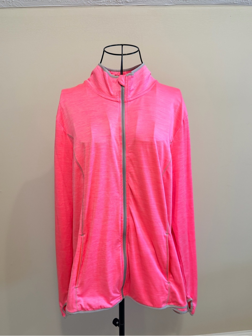 Danskin Now Women’s Plus 2XL Pink/Gray Full Zip Track Jacket w/ Thumbholes